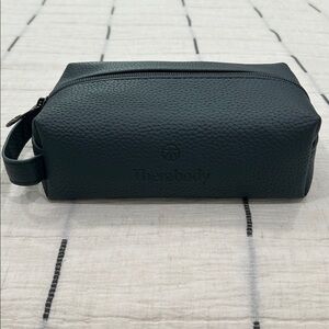 Therabody Wash Pouch/Toiletry Bag